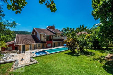 Casa à venda com 1074m², 5 quartos e NaN vagas Casa à venda com 1074m², 5 quartos e NaN vagasPomar