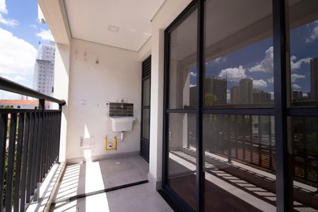 Varanda da Sala / Lavanderia de apartamento para alugar com 2 quartos, 50m² em Vila Dom Pedro Ii, São Paulo