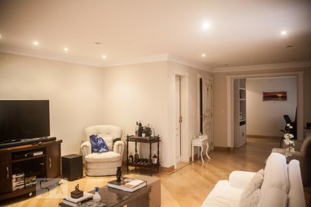 Apartamento à venda com 193m², 3 quartos e 3 vagas Apartamento à venda com 193m², 3 quartos e 3 vagasSala