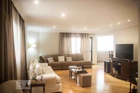 Apartamento à venda com 193m², 3 quartos e 3 vagas Apartamento à venda com 193m², 3 quartos e 3 vagasSala