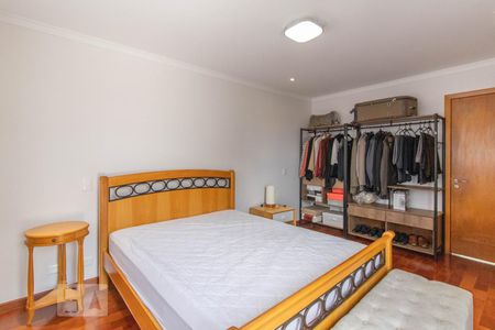 Casa à venda com 500m², 3 quartos e 6 vagasQuarto 2