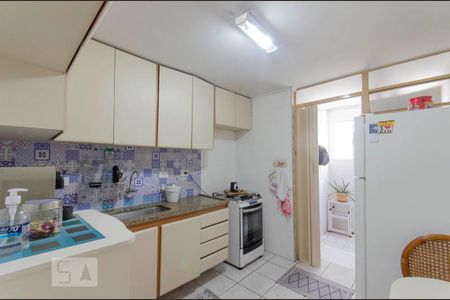 Cozinha de apartamento à venda com 3 quartos, 85m² em Cangaíba, São Paulo