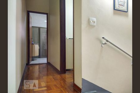 Corredor de casa à venda com 4 quartos, 252m² em Cambuci, São Paulo