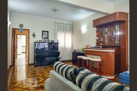 Sala de casa à venda com 4 quartos, 252m² em Cambuci, São Paulo