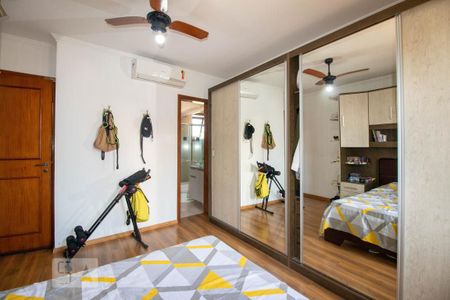 Casa à venda com 186m², 3 quartos e 4 vagasSuíte