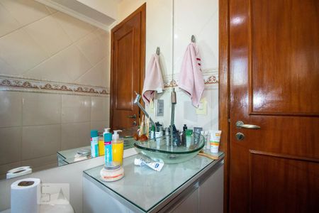 Casa à venda com 186m², 3 quartos e 4 vagasBanheiro da Suíte