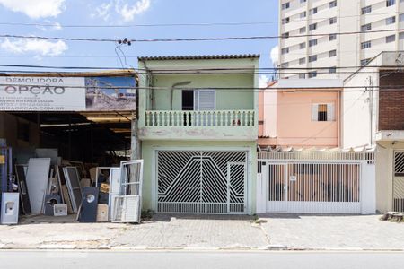 Fachada de casa à venda com 4 quartos, 283m² em Umuarama, Osasco