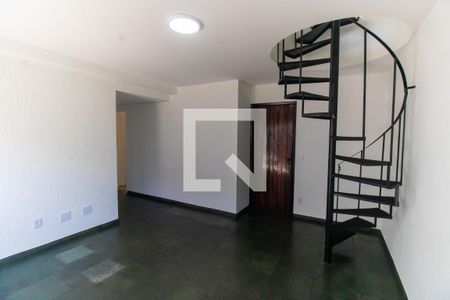 Sala de apartamento para alugar com 3 quartos, 129m² em Ingá, Niterói