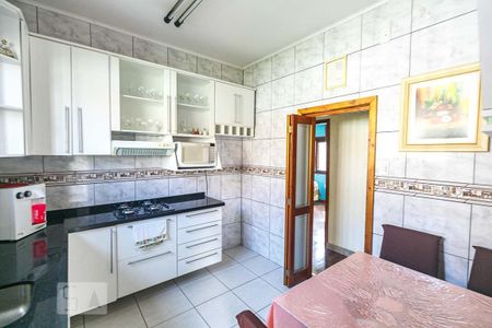 Casa à venda com 102m², 3 quartos e 3 vagasCozinha