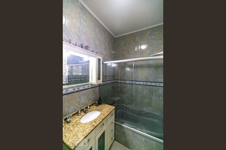 Casa à venda com 102m², 3 quartos e 3 vagasBanheiro