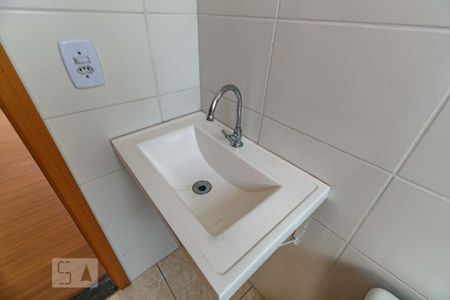 Apartamento à venda com 40m², 2 quartos e 8 vagasBanheiro