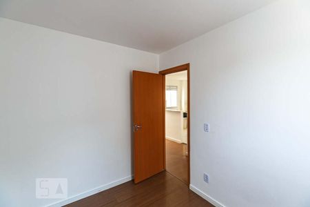 Apartamento à venda com 40m², 2 quartos e 8 vagasQuarto 2