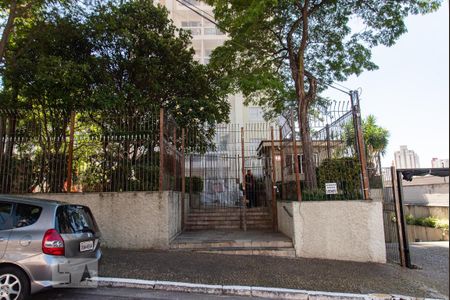 Fachada de apartamento para alugar com 2 quartos, 60m² em Bosque da Saúde, São Paulo