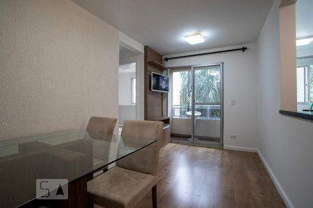 Sala de apartamento para alugar com 2 quartos, 52m² em Cristo Rei, Curitiba