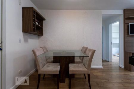 Sala de apartamento para alugar com 2 quartos, 52m² em Cristo Rei, Curitiba