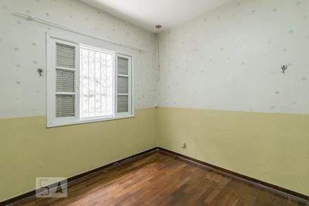 Quarto 2 de casa para alugar com 2 quartos, 120m² em Jardim Oriental, São Paulo