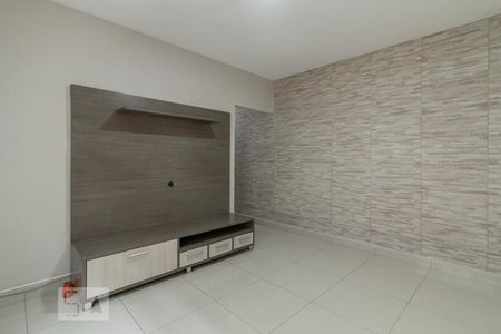 Sala de casa para alugar com 2 quartos, 120m² em Jardim Oriental, São Paulo