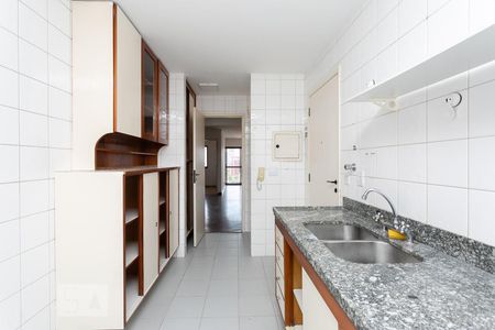Apartamento à venda com 96m², 3 quartos e 2 vagasCozinha