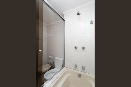 Apartamento à venda com 96m², 3 quartos e 2 vagasBanheiro da Suíte