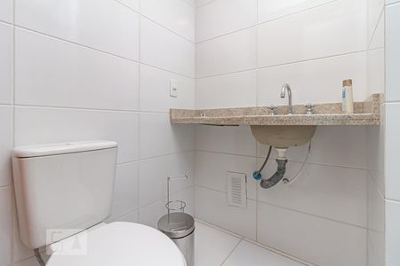 Apartamento à venda com 84m², 3 quartos e 1 vaga Apartamento à venda com 84m², 3 quartos e 1 vagaBanheiro