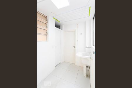 Apartamento à venda com 90m², 2 quartos e 1 vagaÁrea de Serviço