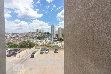 Vista  de apartamento para alugar com 2 quartos, 49m² em São Pedro, Osasco