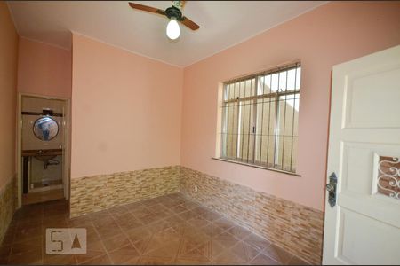 Casa para alugar com 80m², 2 quartos e sem vagaSala