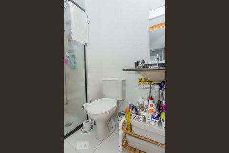 Apartamento à venda com 64m², 2 quartos e 2 vagasBanheiro suite