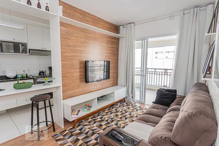 Sala de apartamento para alugar com 2 quartos, 64m² em Vila Mangalot, São Paulo