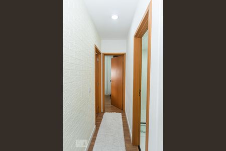 Apartamento à venda com 64m², 2 quartos e 2 vagasCorredor