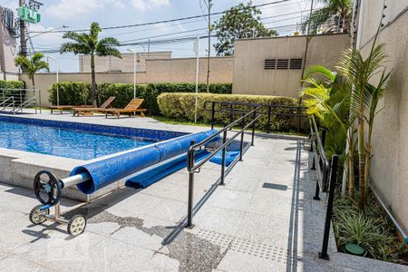 Apartamento à venda com 64m², 2 quartos e 2 vagasRampas piscina