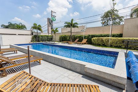 Apartamento à venda com 64m², 2 quartos e 2 vagasÁrea comum - Piscina