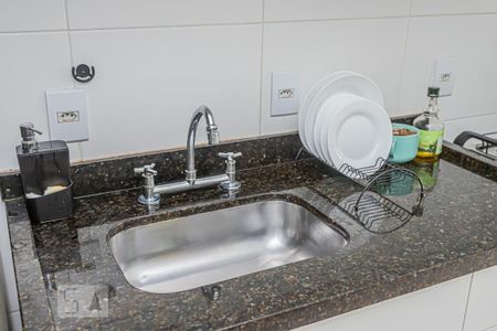 Apartamento à venda com 64m², 2 quartos e 2 vagasCozinha