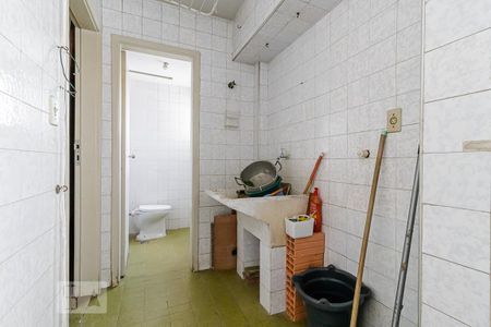 Apartamento à venda com 117m², 3 quartos e 1 vagaÁrea de Serviço