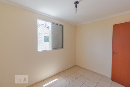 Apartamento à venda com 60m², 3 quartos e 1 vagaQuarto 2