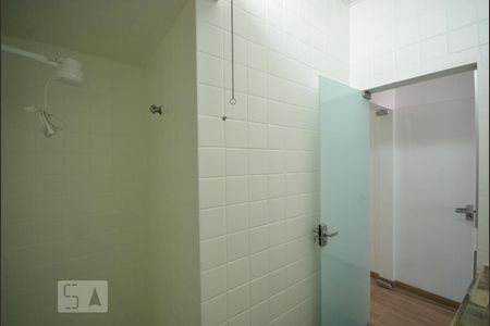 Suite Quarto 1 de casa para alugar com 3 quartos, 350m² em Vila das Mercês, São Paulo