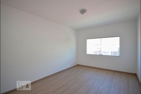 Quarto 1 de casa para alugar com 3 quartos, 350m² em Vila das Mercês, São Paulo
