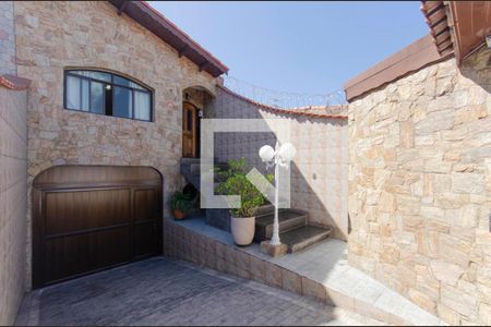 Casa à venda com 204m², 3 quartos e 5 vagasEntrada