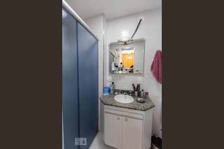 Apartamento à venda com 72m², 3 quartos e 3 vagasBanheiro Suite