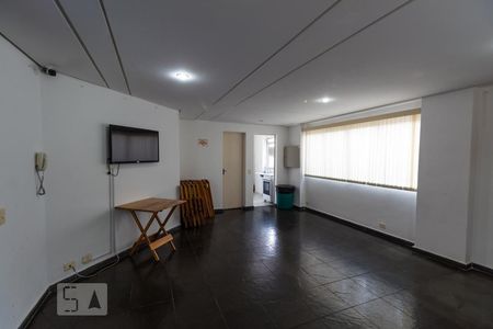 Apartamento à venda com 50m², 2 quartos e 1 vaga Apartamento à venda com 50m², 2 quartos e 1 vagaÁrea comum - Salão de festas