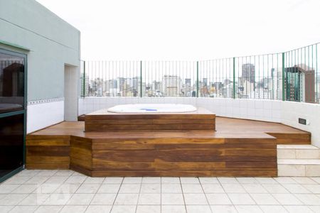 Apartamento à venda com 35m², 1 quarto e 1 vaga Apartamento à venda com 35m², 1 quarto e 1 vagaPiscina