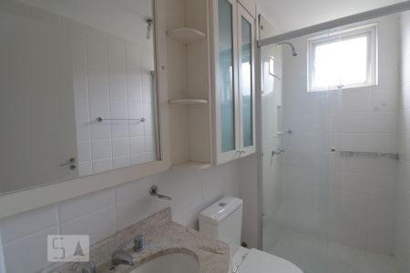 Apartamento à venda com 85m², 4 quartos e 2 vagasBanheiro Social