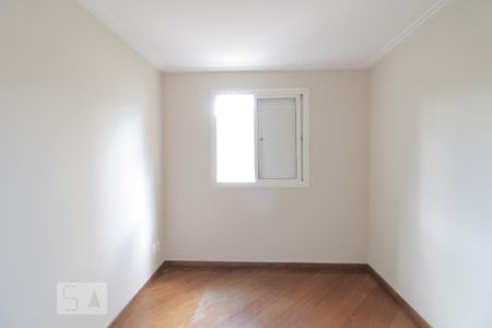 Apartamento à venda com 85m², 4 quartos e 2 vagasQuarto 2