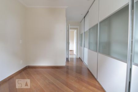 Apartamento à venda com 85m², 4 quartos e 2 vagasSuite 