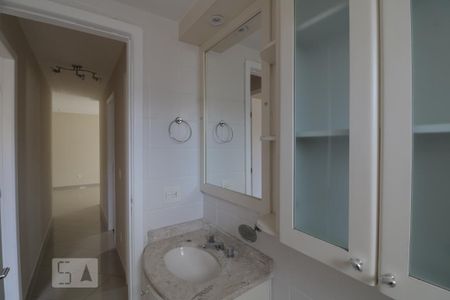 Apartamento à venda com 85m², 4 quartos e 2 vagasBanheiro Social