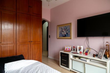 Casa à venda com 270m², 3 quartos e 2 vagas Casa à venda com 270m², 3 quartos e 2 vagasQuarto 2