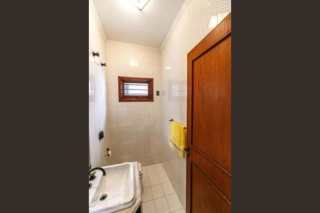 Casa à venda com 385m², 3 quartos e 3 vagasLavabo