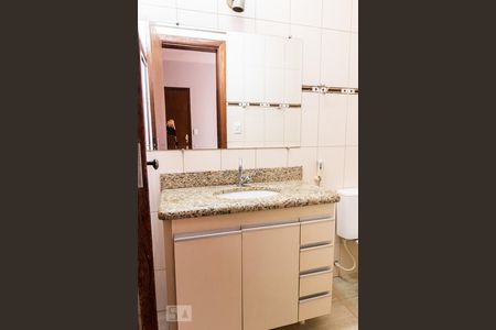 Apartamento para alugar com 191m², 3 quartos e 2 vagasBanheiro da Suíte