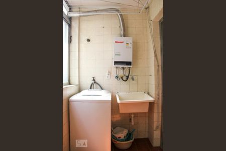 Apartamento para alugar com 65m², 2 quartos e 1 vagaÁrea de Serviço