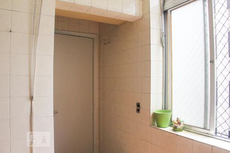 Apartamento para alugar com 65m², 2 quartos e 1 vagaÁrea de Serviço